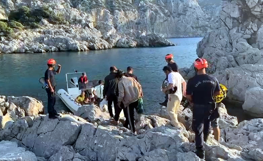 Marmaris’te 1 Türk insan taciri ve 15 mülteci yakalandı