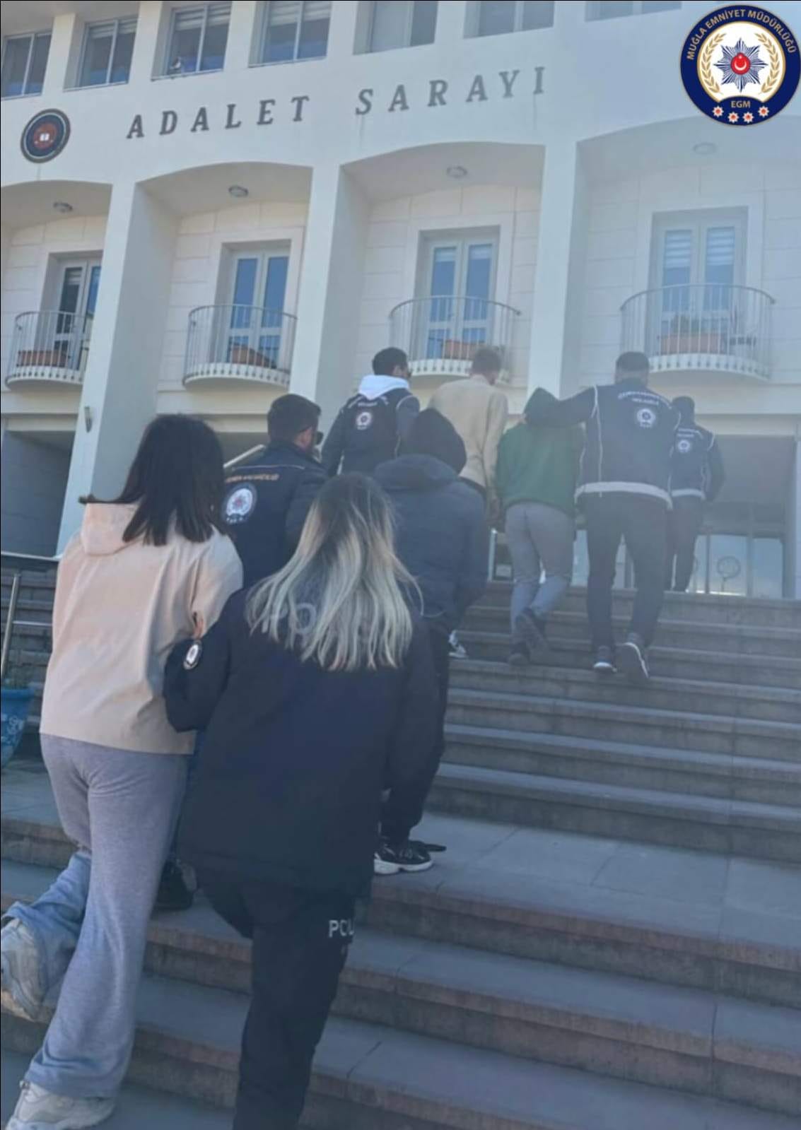 Bodrum’da insan taciri 5 kişi tutuklandı