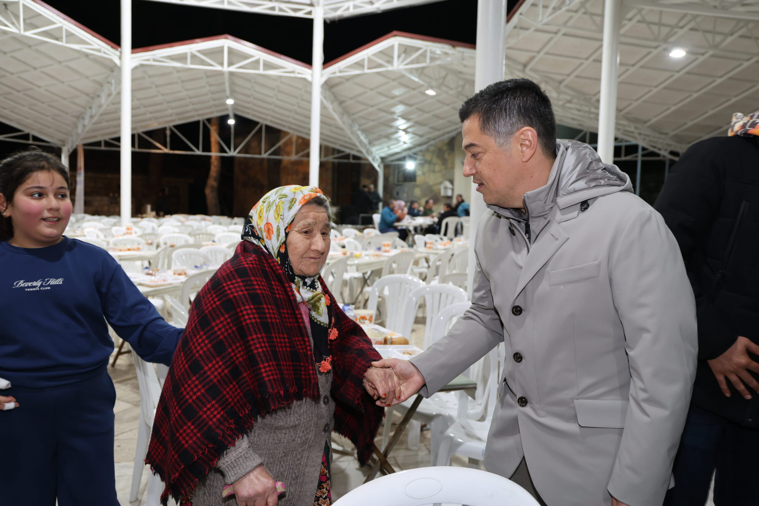 Marmaris Başkanı Acar Ünlü ANNELER GÜNÜ mesajı