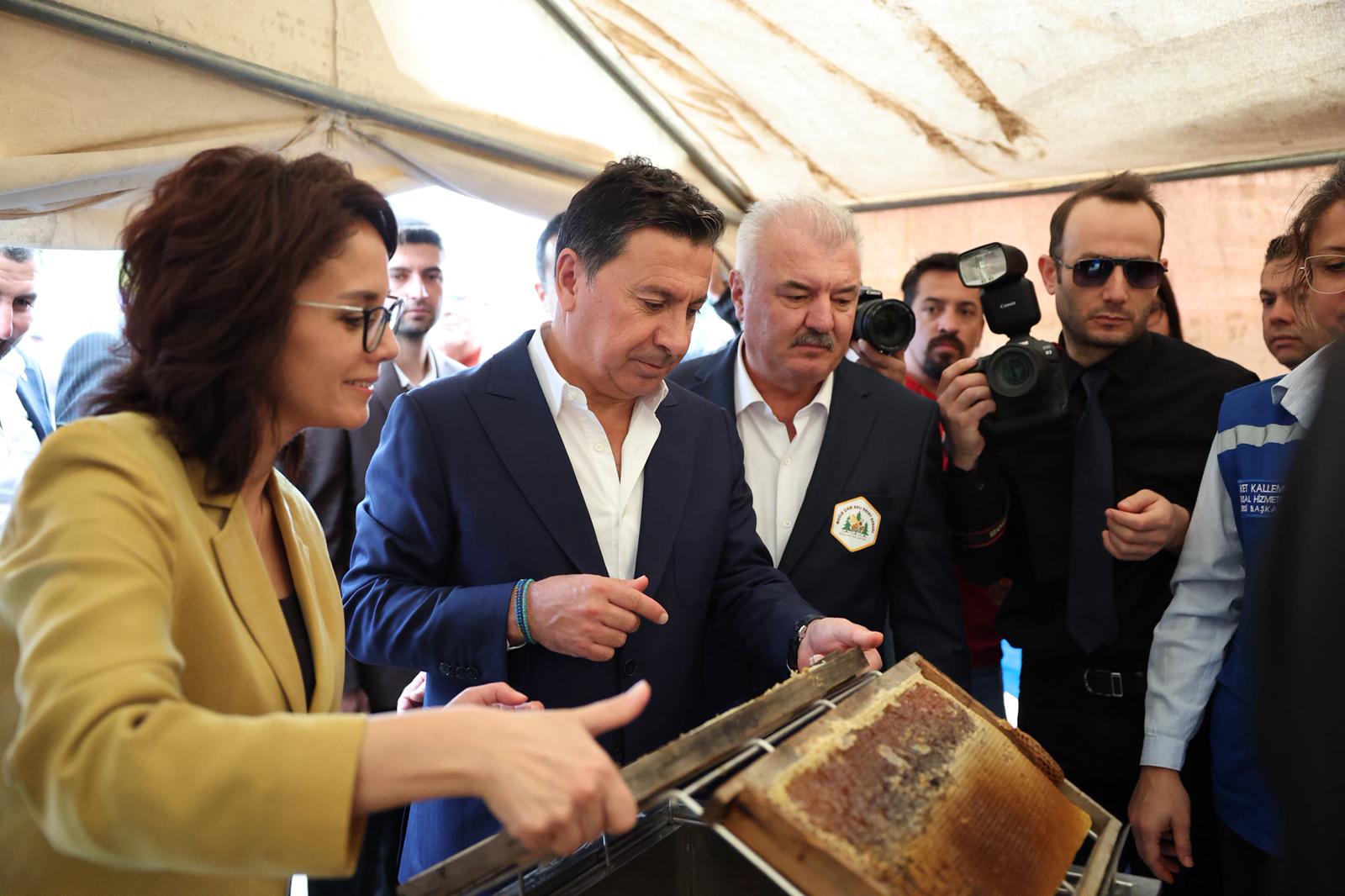 Muğla’da Çam Balı Hasadı Coşkuyla Kutlandı