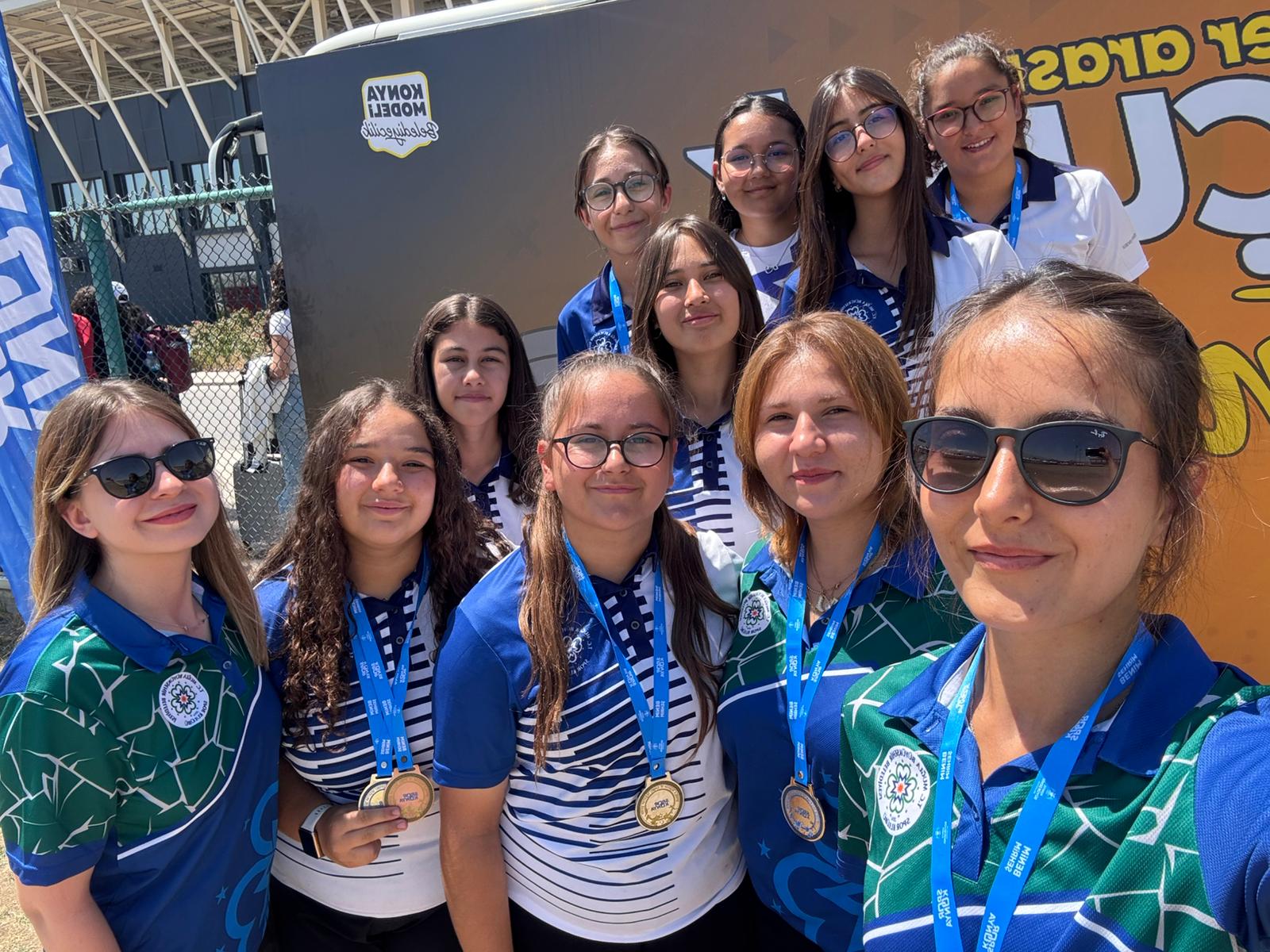 Muğla Belediyesi okçuları Konya’da madalyalarla döndü