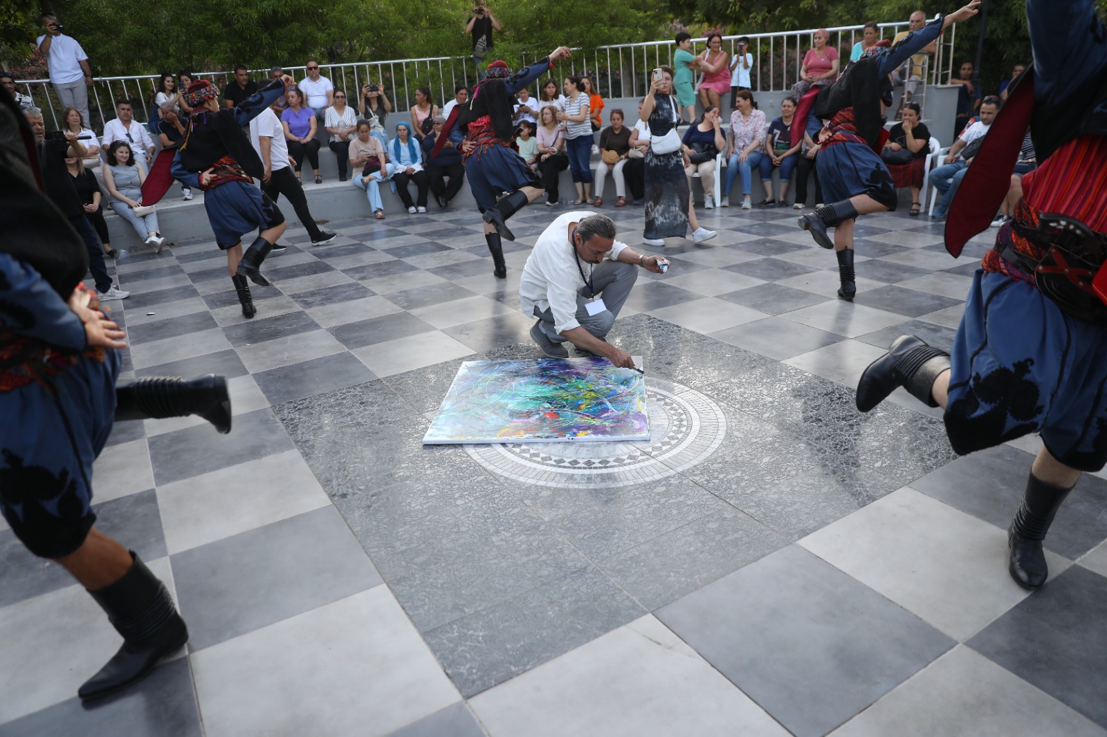 SANATIN VE BARIŞIN RENKLERİ DALAMAN’DA BULUŞTU