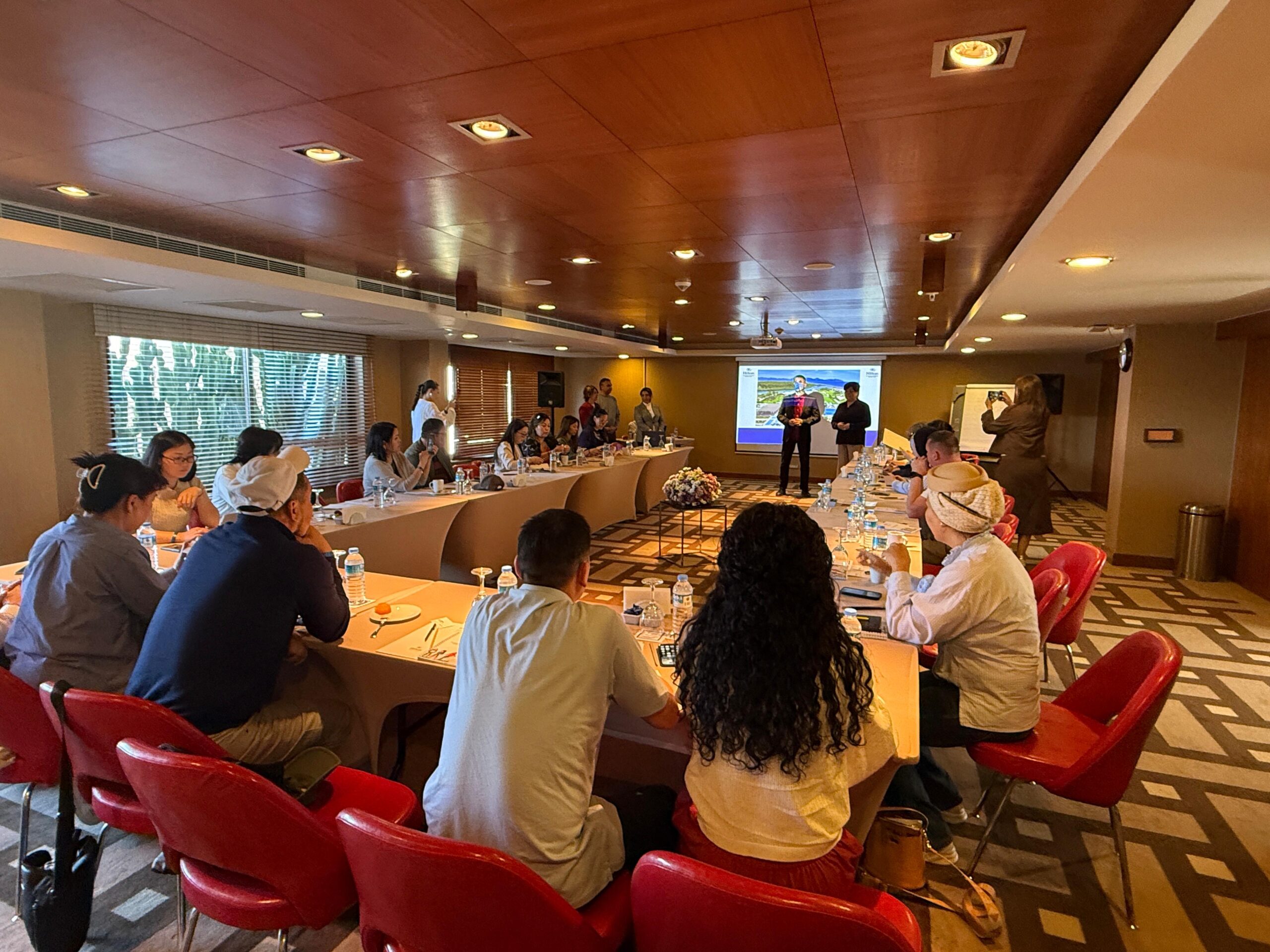 GETOB Başkanı Aygün Kırgızistan heyetini Marmaris’te ağırladı