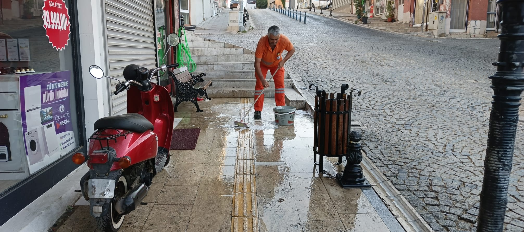 MİLAS BELEDİYESİ’NDEN TEMİZLİK SEFERBERLİĞİ