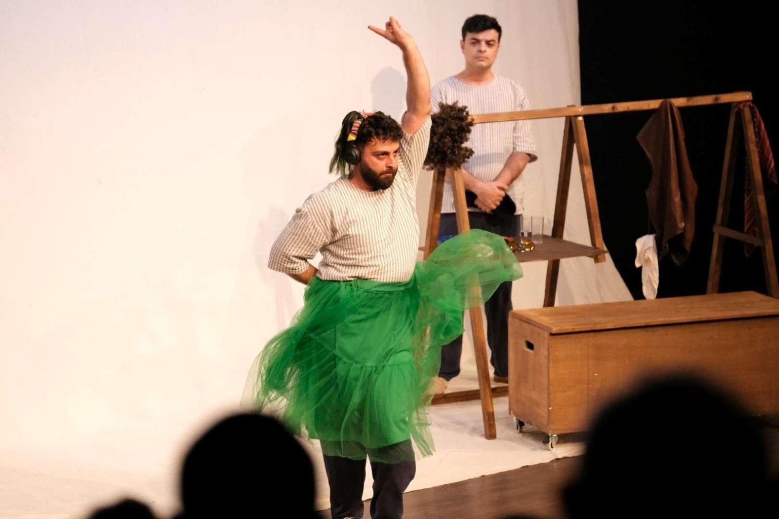 Bodrum’da Perde “Cambazın Cenazesi” ile Kapandı