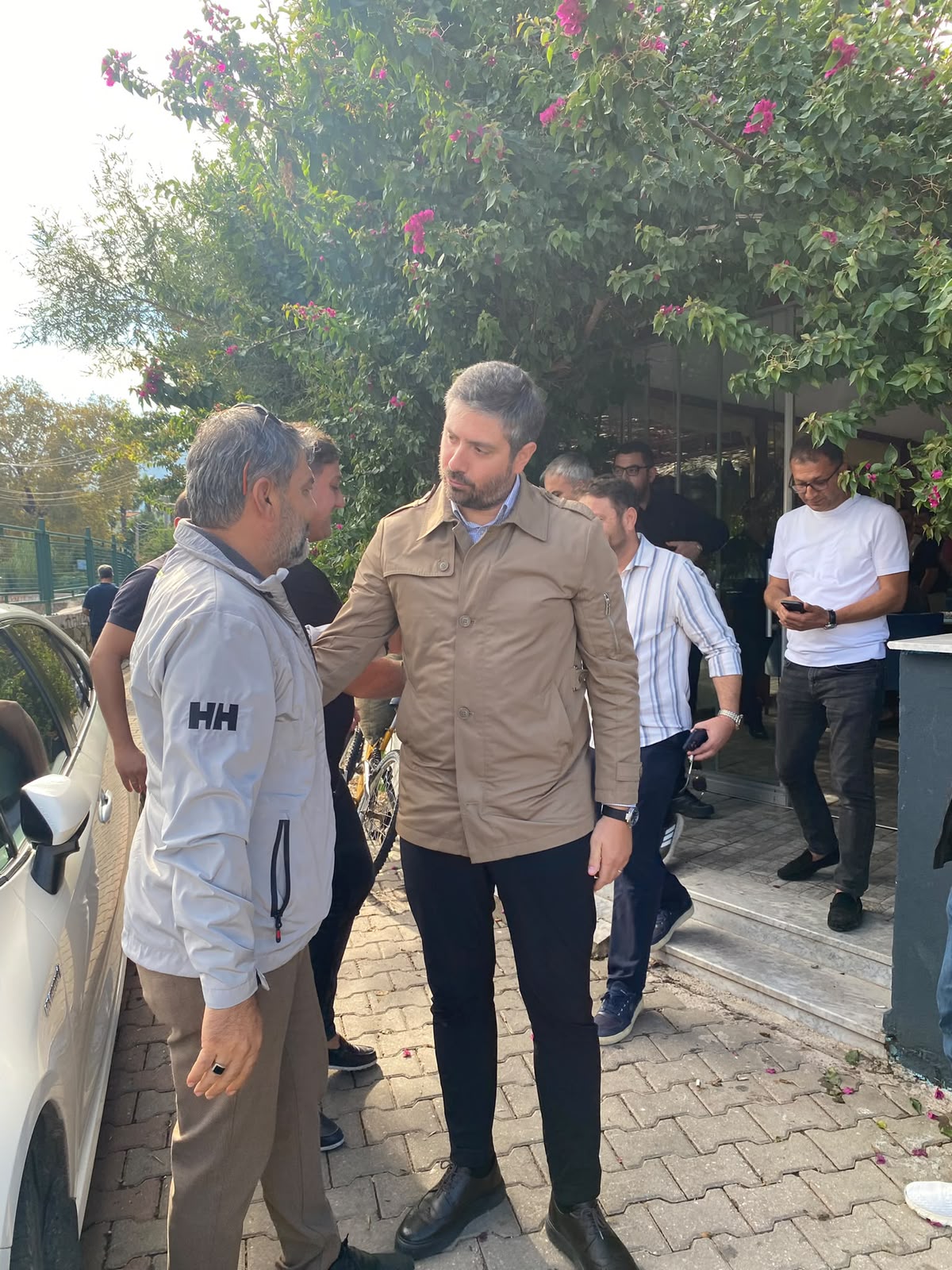 Marmaris Ak Parti saha da vatandaşının yanında