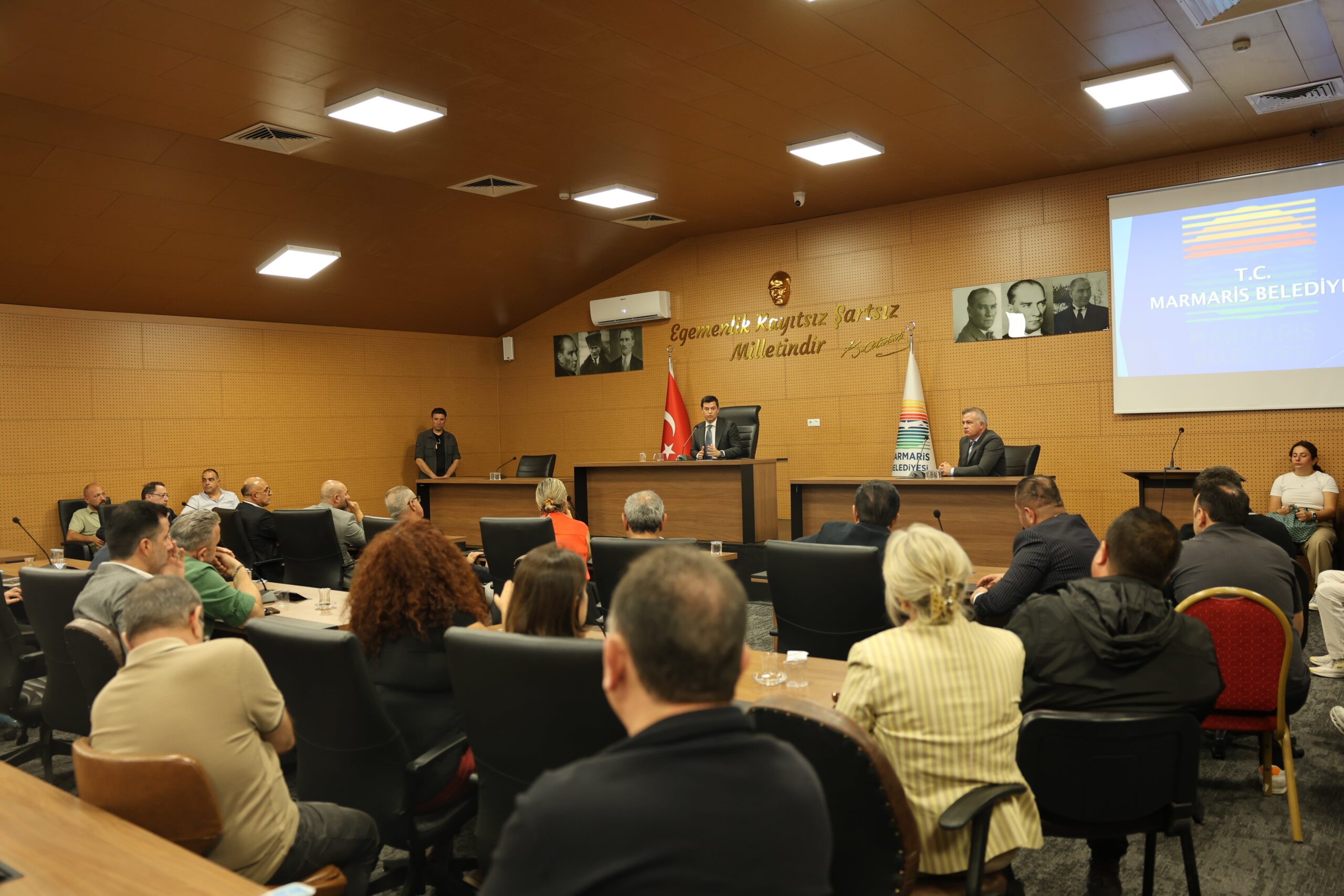 Marmaris’te otelcilere yeni yangın yönetmeliği bilgilendirmesi