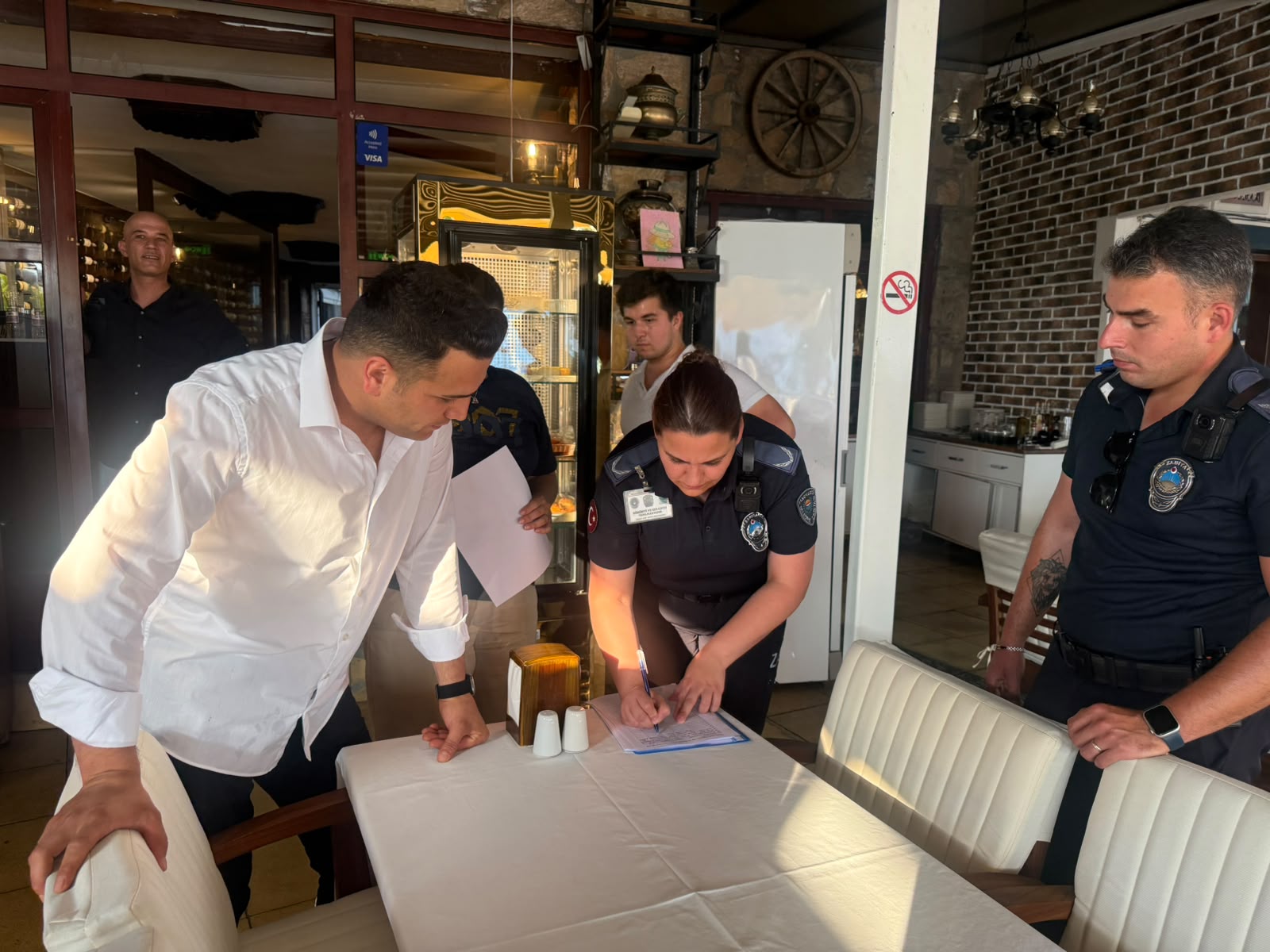 Yat Limanı’nda esnafa bilgilendirme