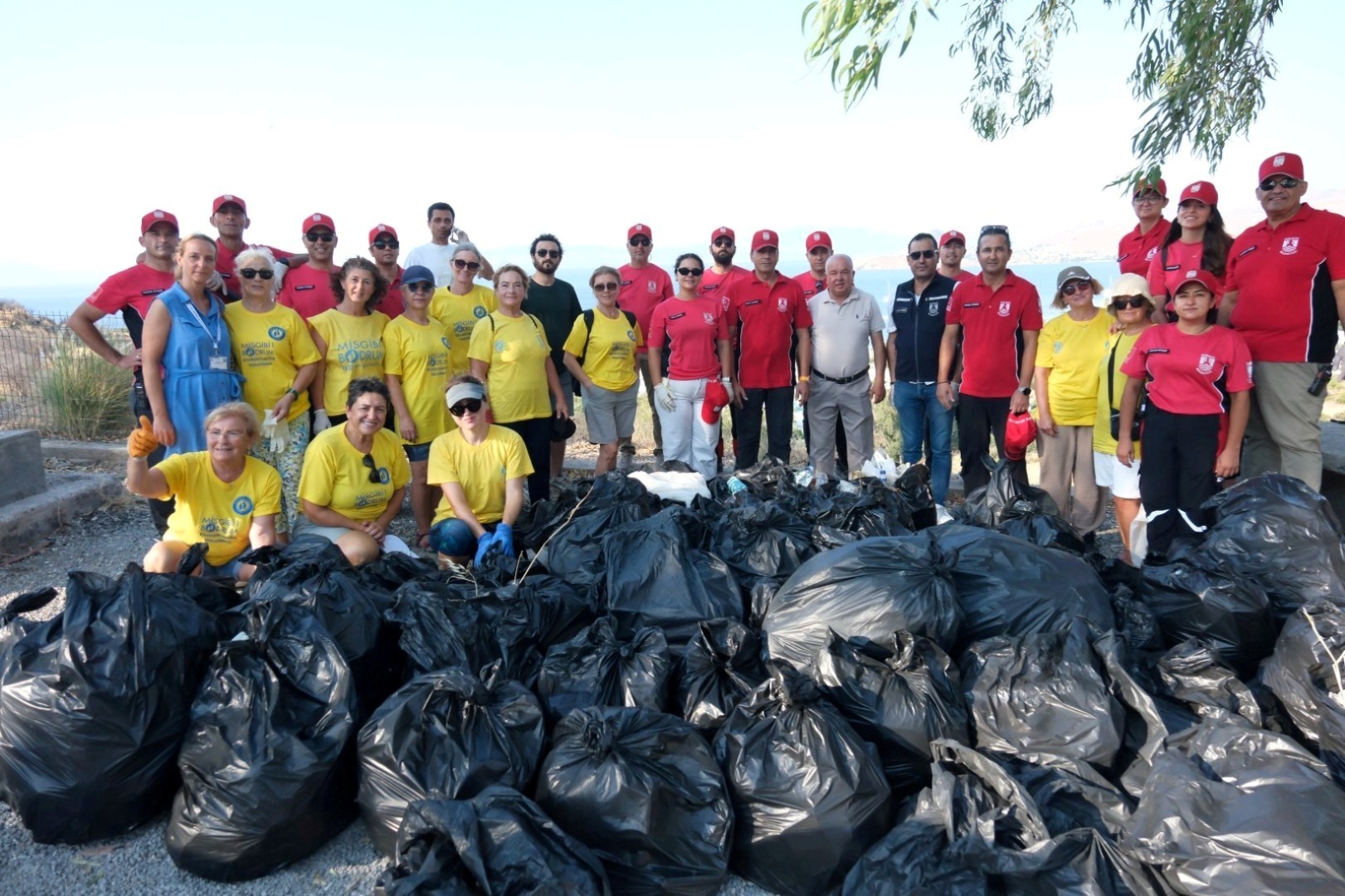 Bodrum Belediyesi’nden temizlik seferberliği sürüyor