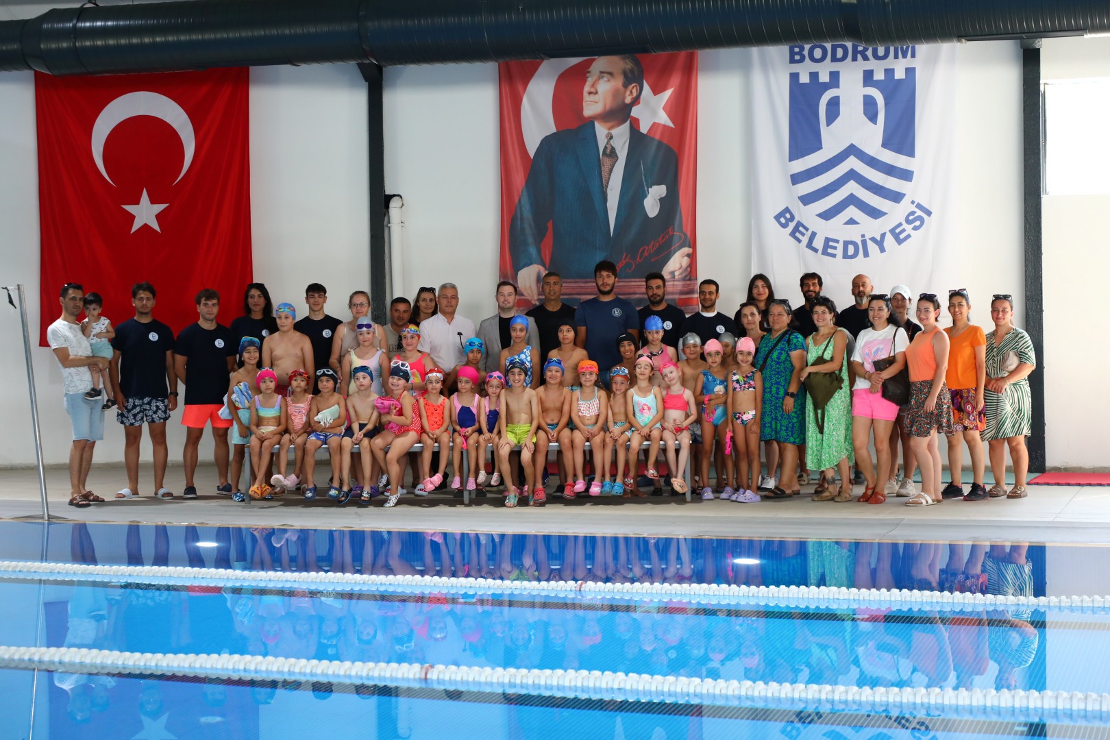 Bodrum Belediyesi’nde ücretsiz yüzme kursları