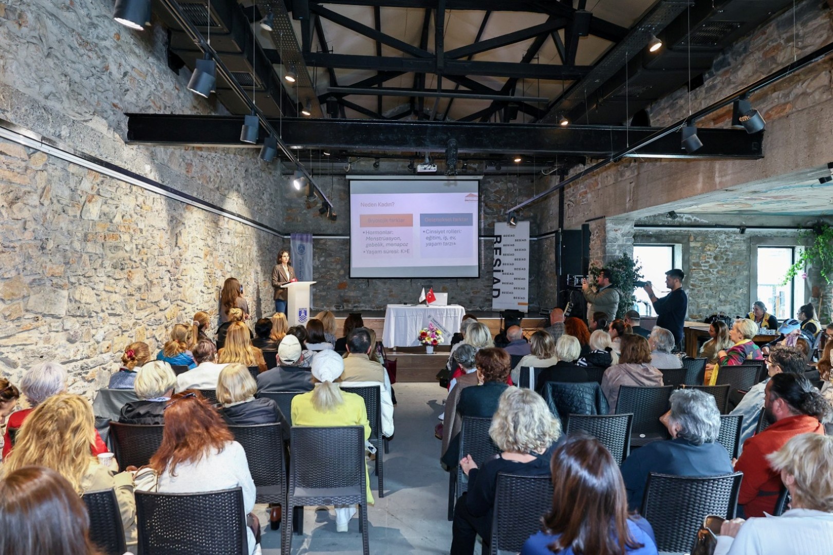 Bodrum’da “Kadın ve Alzheimer Farkındalık Programı” Düzenlendi